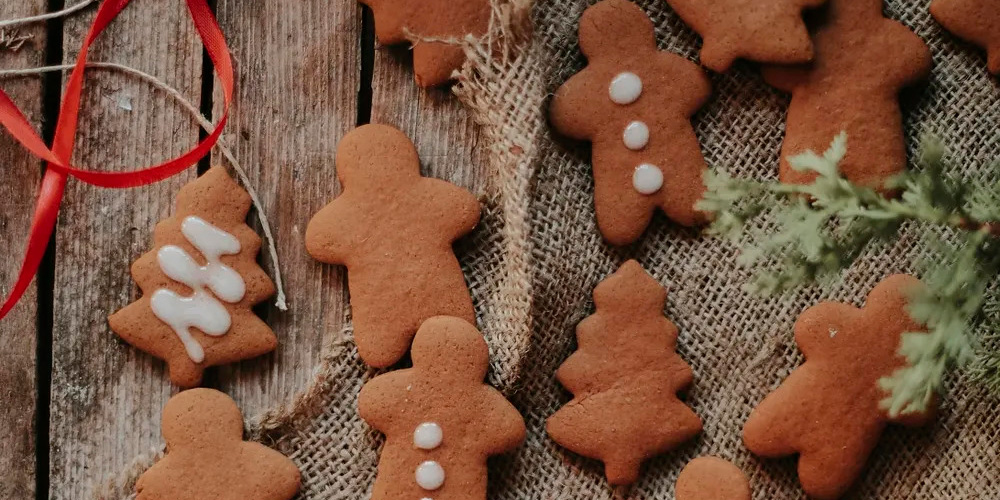 Keto gingerbread cookies
